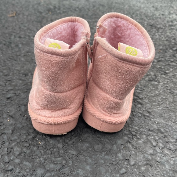 Pink toddler baby girl size 3 winter fleece lined zip up winter boots - Picture 3 of 5